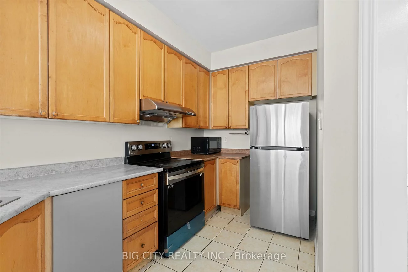 1419, Weir, East Credit, Mississauga