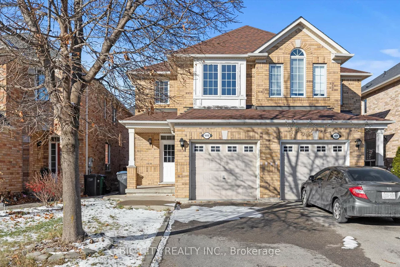 1419, Weir, East Credit, Mississauga