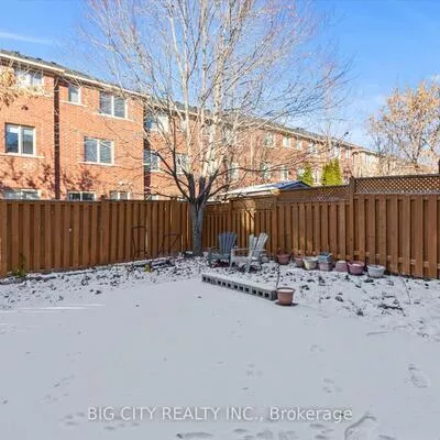 1419, Weir, East Credit, Mississauga
