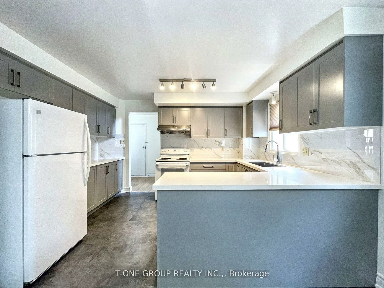 4485, Jenkins, Hurontario, Mississauga