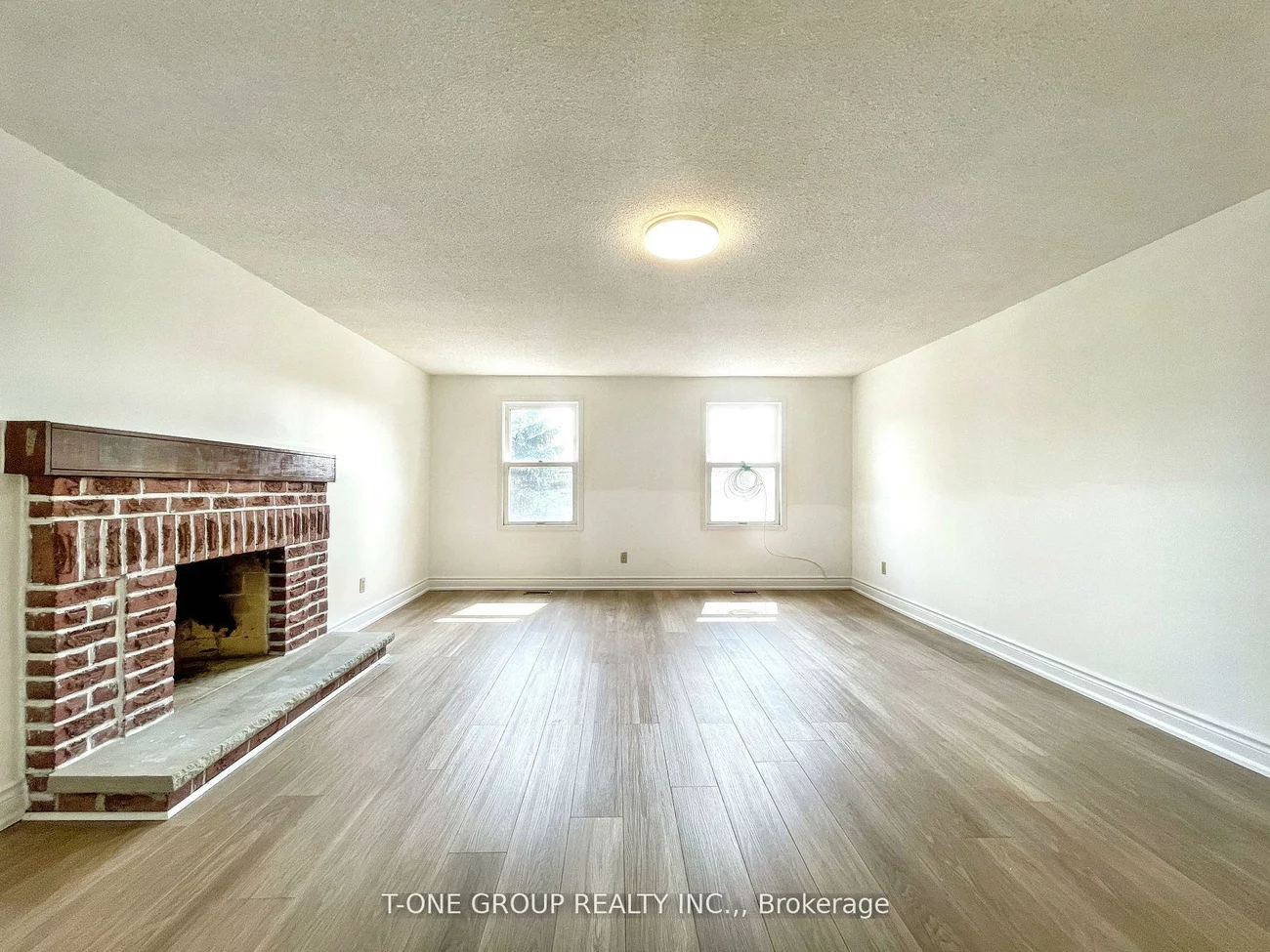 4485, Jenkins, Hurontario, Mississauga