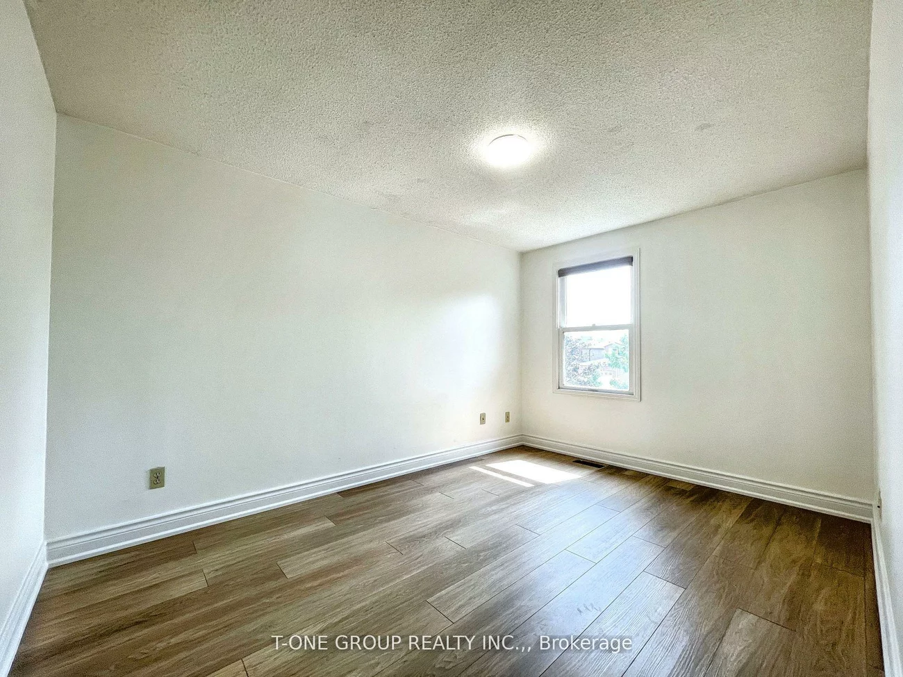 4485, Jenkins, Hurontario, Mississauga