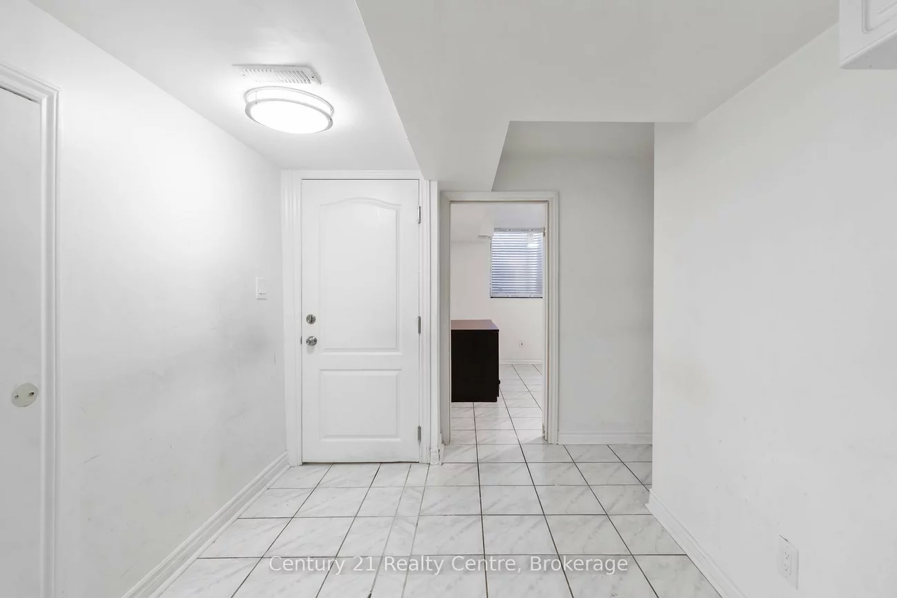 3073, Ireson, Malton, Mississauga