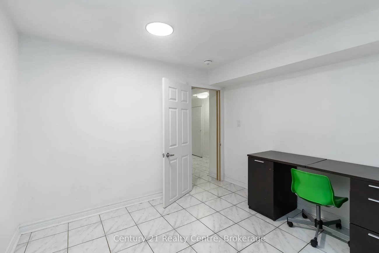 3073, Ireson, Malton, Mississauga