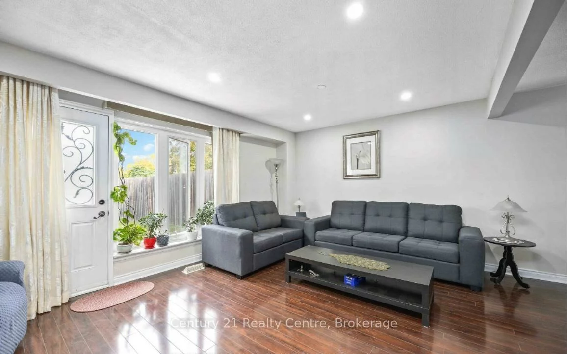 3073, Ireson, Malton, Mississauga