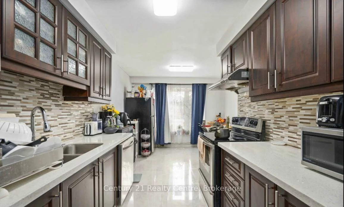 3073, Ireson, Malton, Mississauga