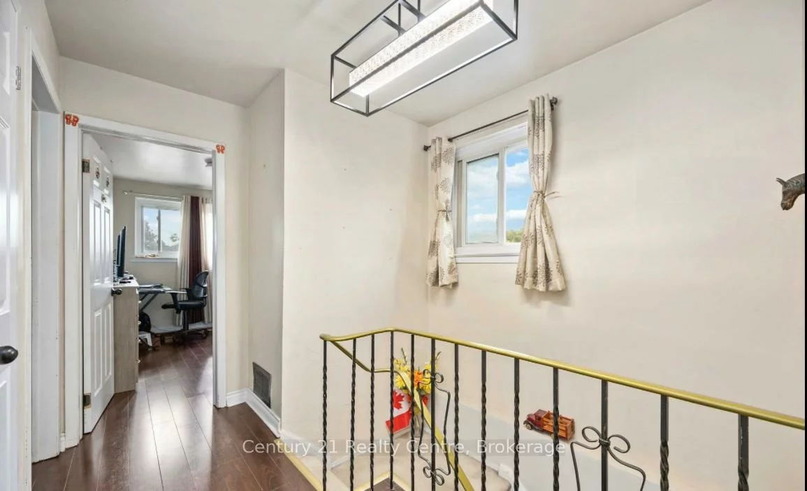 3073, Ireson, Malton, Mississauga