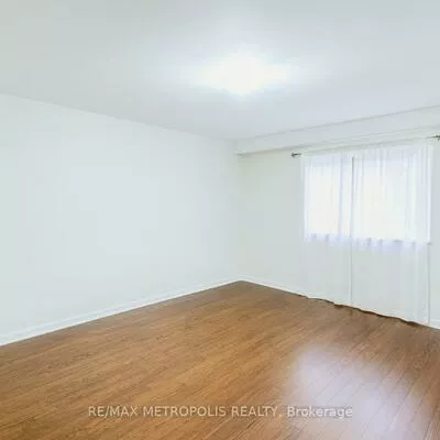 897, Consort, Erindale, Mississauga