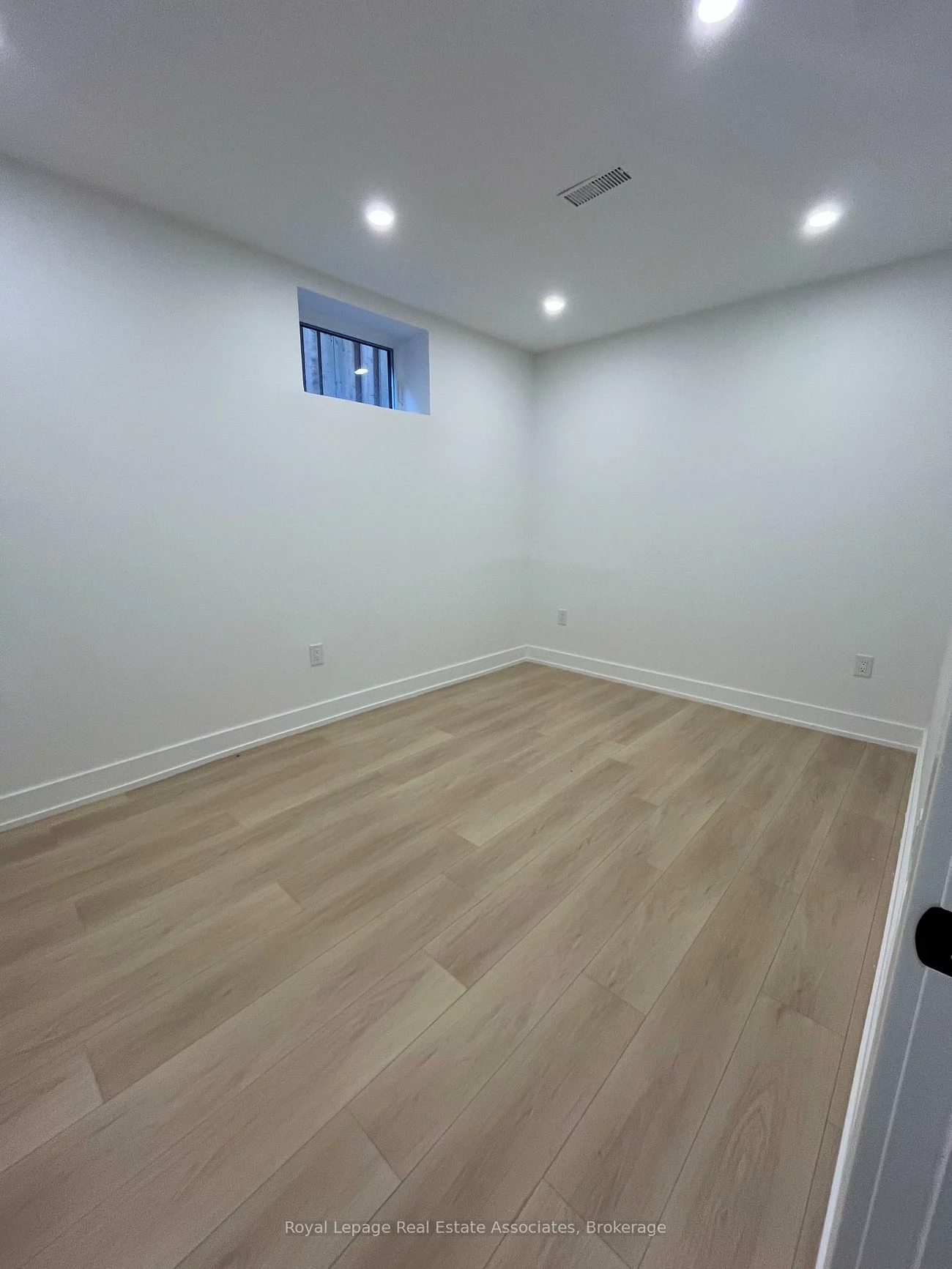 1039, Caven, Lakeview, Mississauga