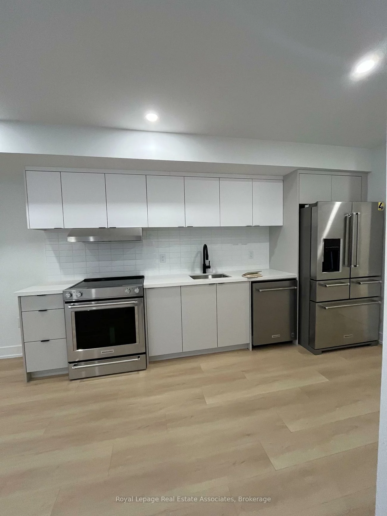 1039, Caven, Lakeview, Mississauga