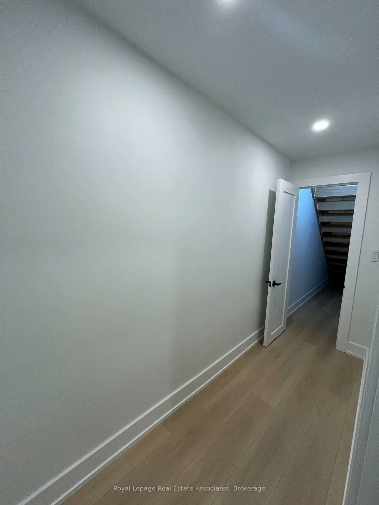 1039, Caven, Lakeview, Mississauga