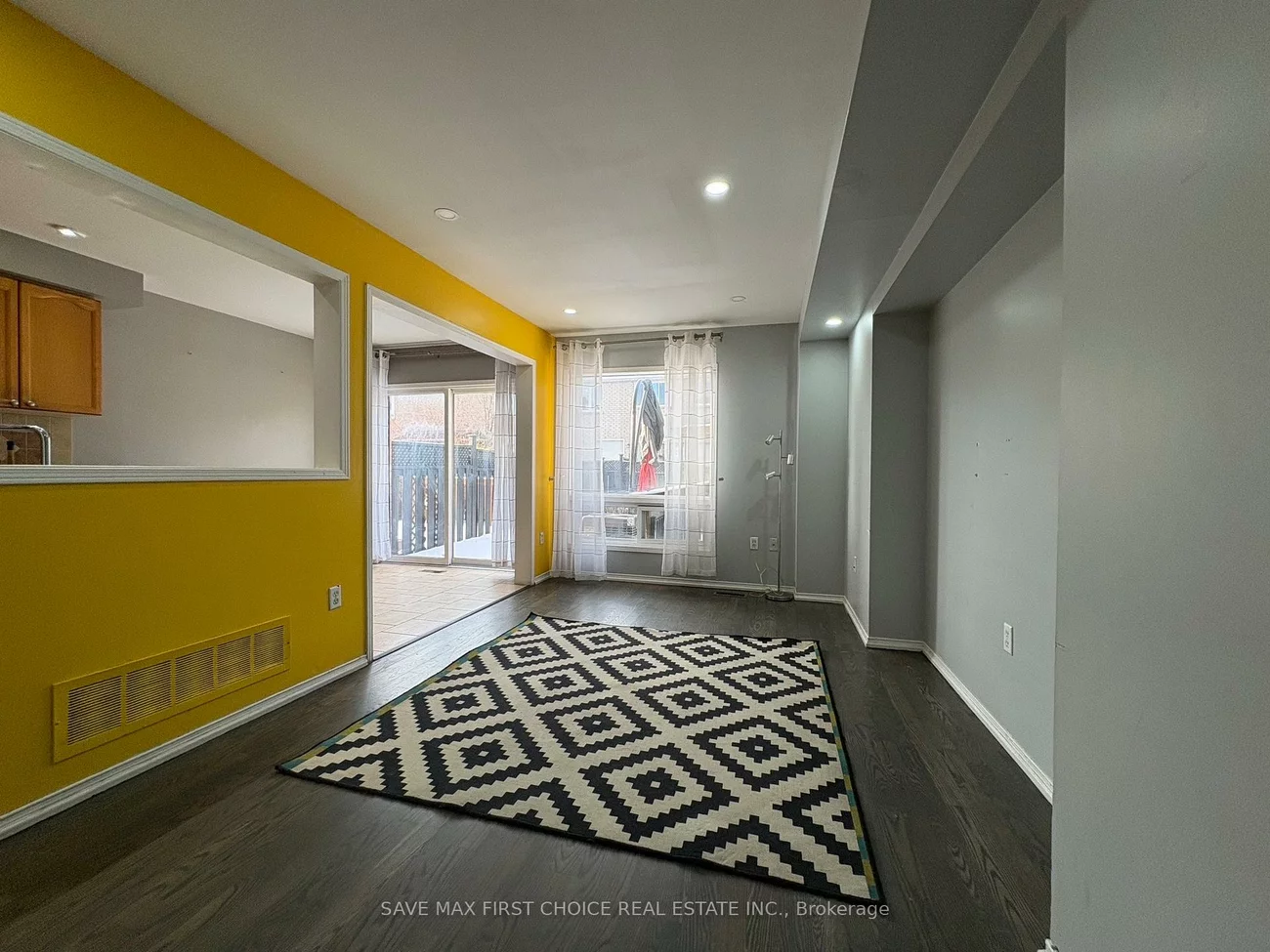 3395, Scotch Pine, Lisgar, Mississauga