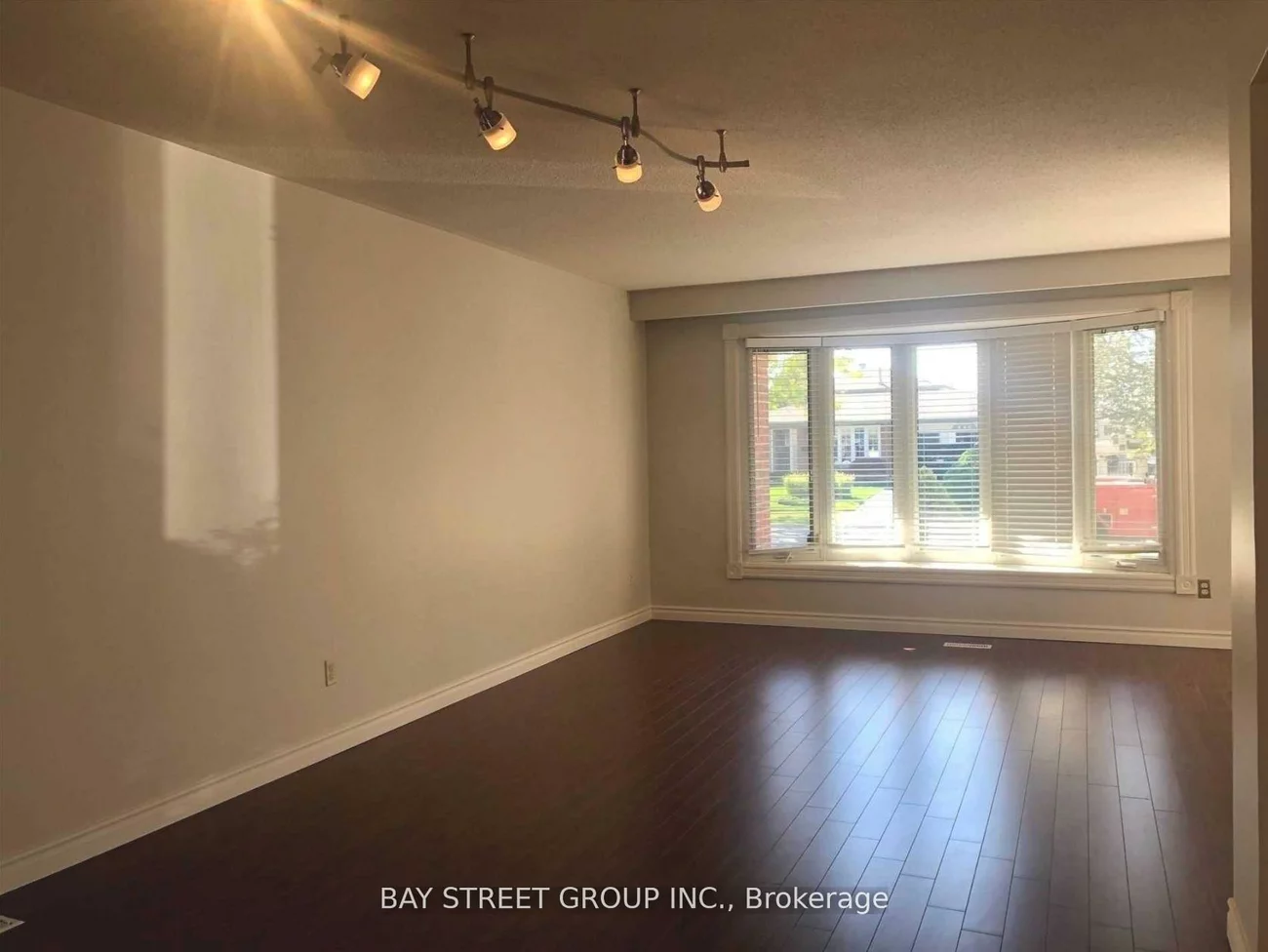 641, Eaglemount, Erindale, Mississauga