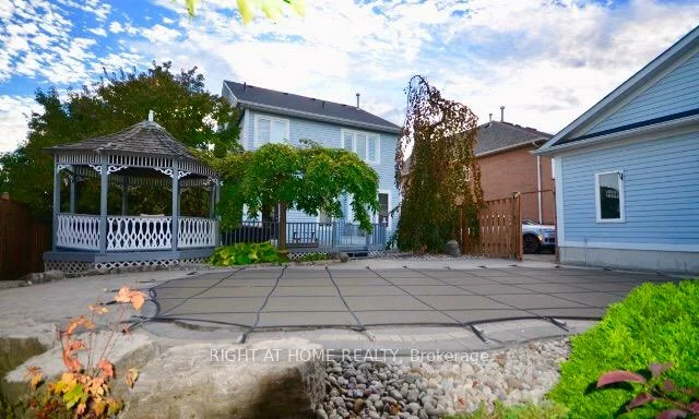 7009, Lessard, Meadowvale Village, Mississauga