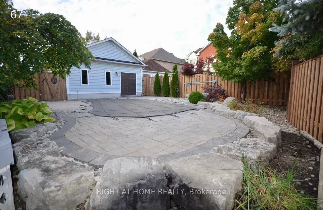 7009, Lessard, Meadowvale Village, Mississauga