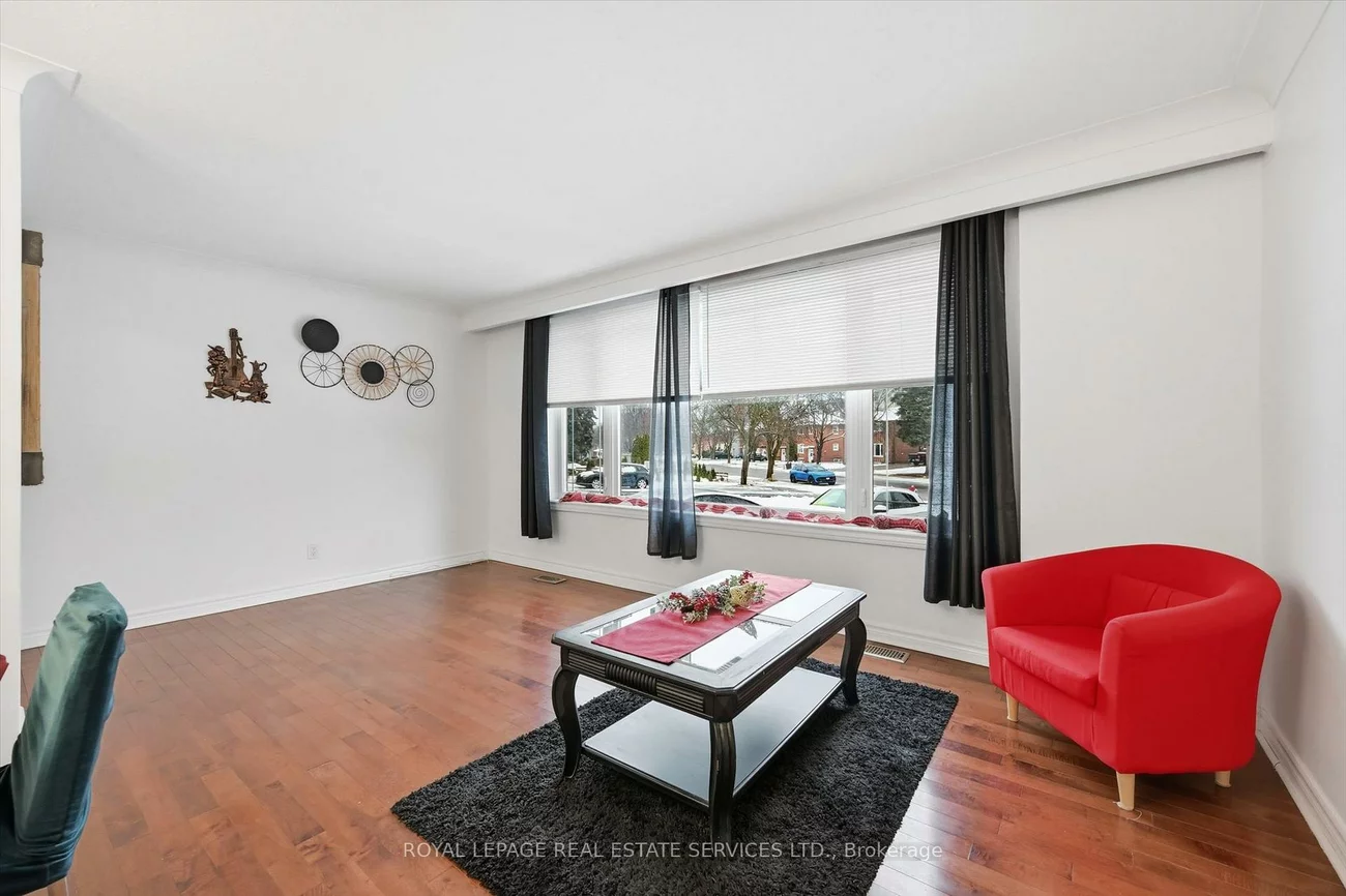 2299, Wiseman, Clarkson, Mississauga