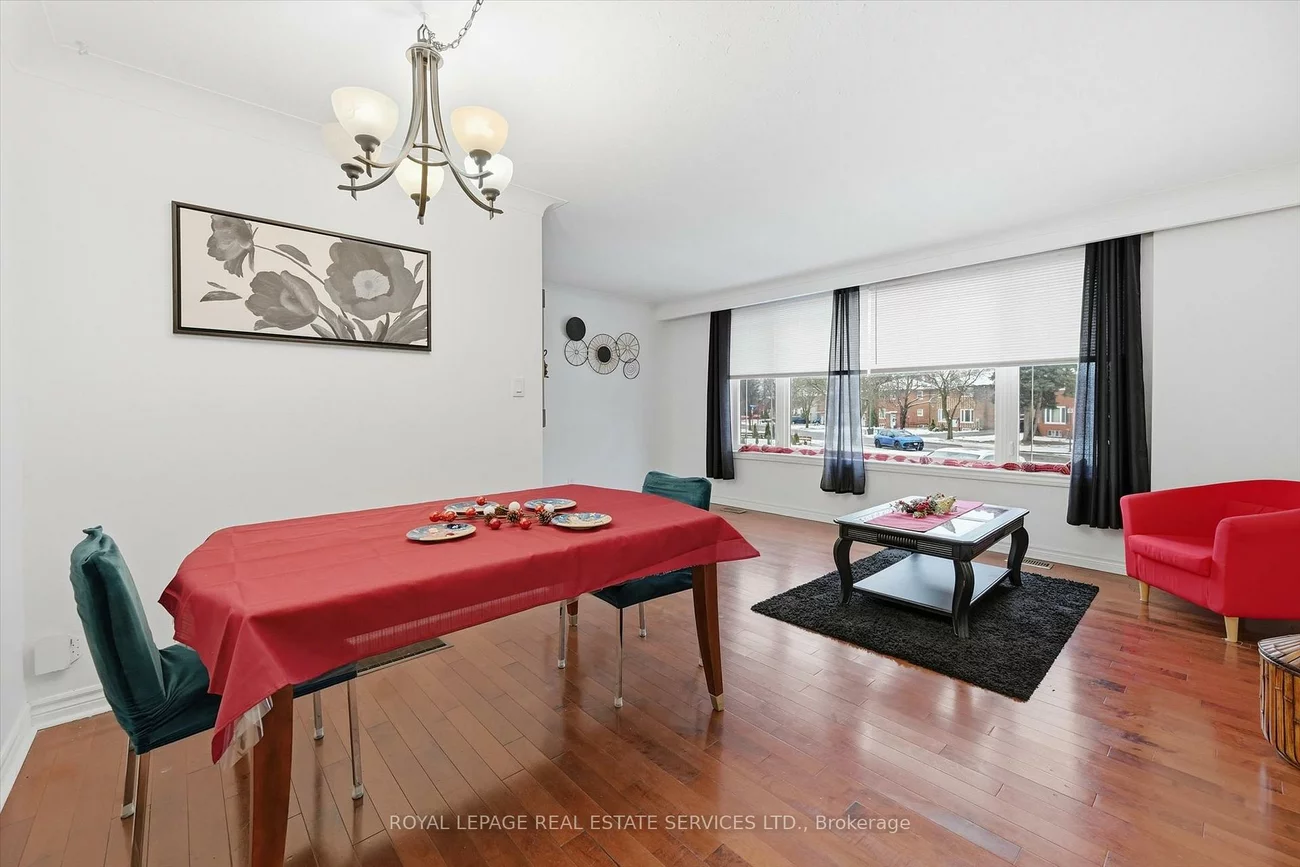 2299, Wiseman, Clarkson, Mississauga