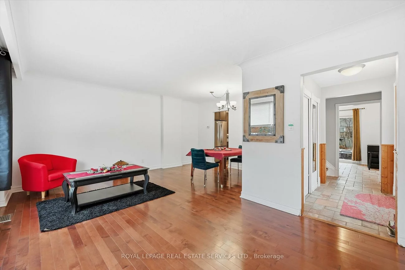 2299, Wiseman, Clarkson, Mississauga