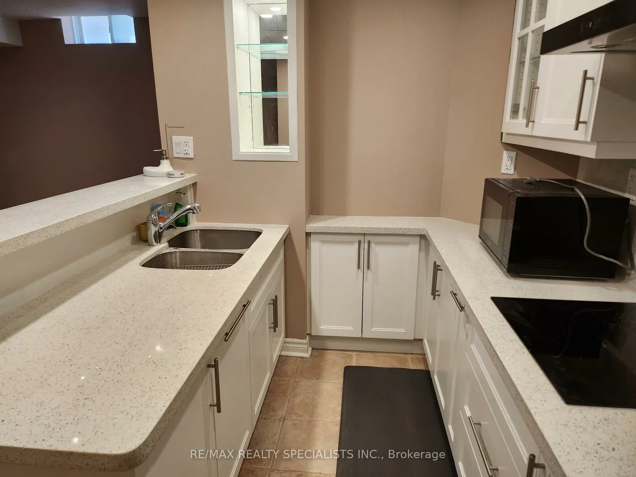 923, Mantle, East Credit, Mississauga