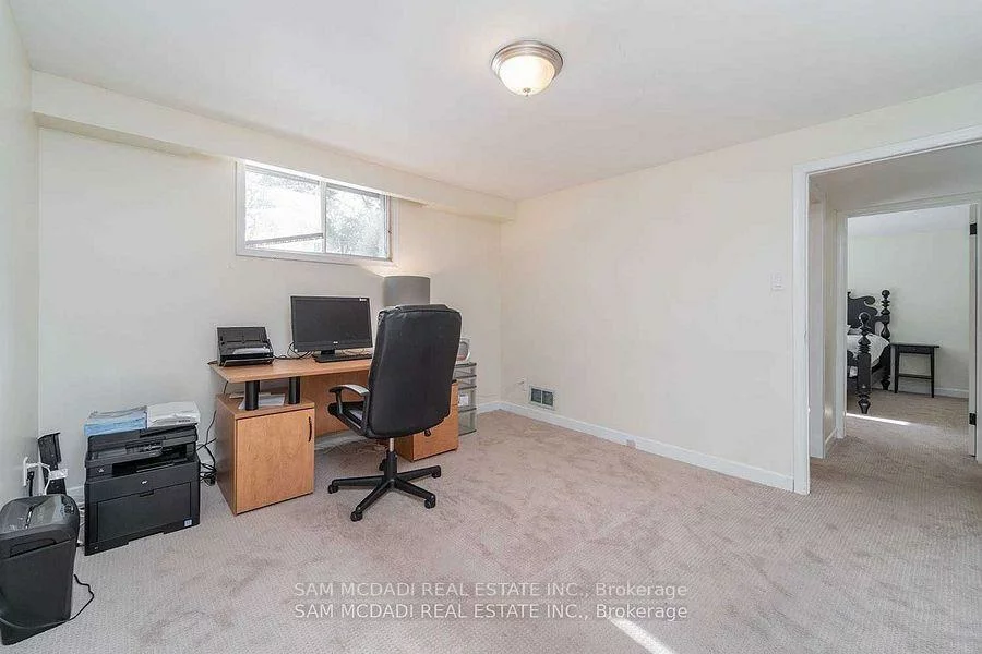 1730, Sunningdale, Clarkson, Mississauga