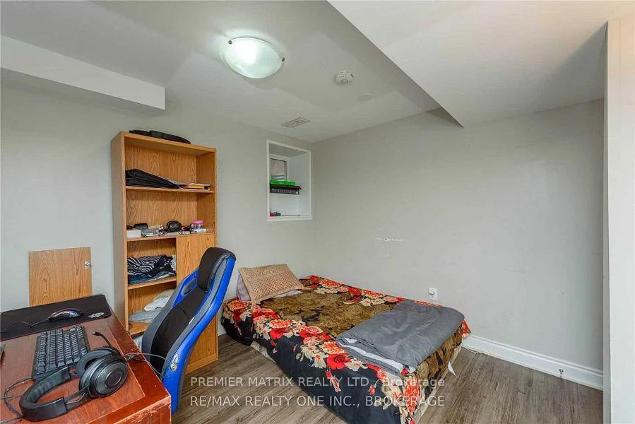 5112, Heatherleigh, East Credit, Mississauga