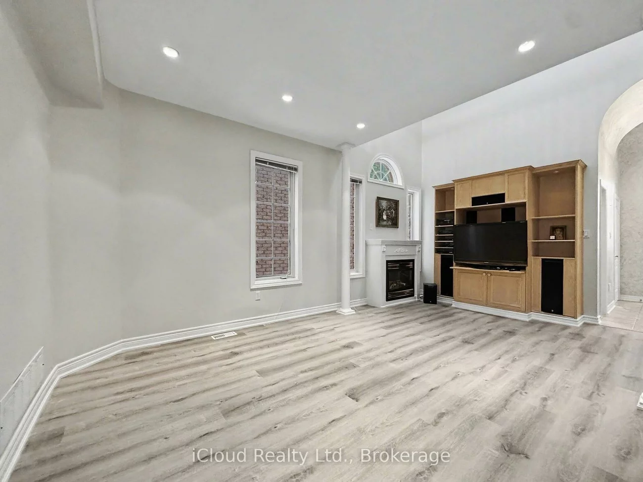 3849, Tacc, Churchill Meadows, Mississauga