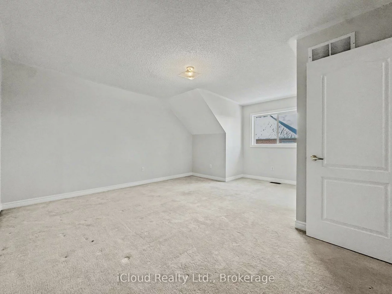 3849, Tacc, Churchill Meadows, Mississauga