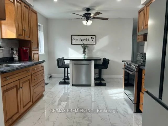 235, Louis, Cooksville, Mississauga