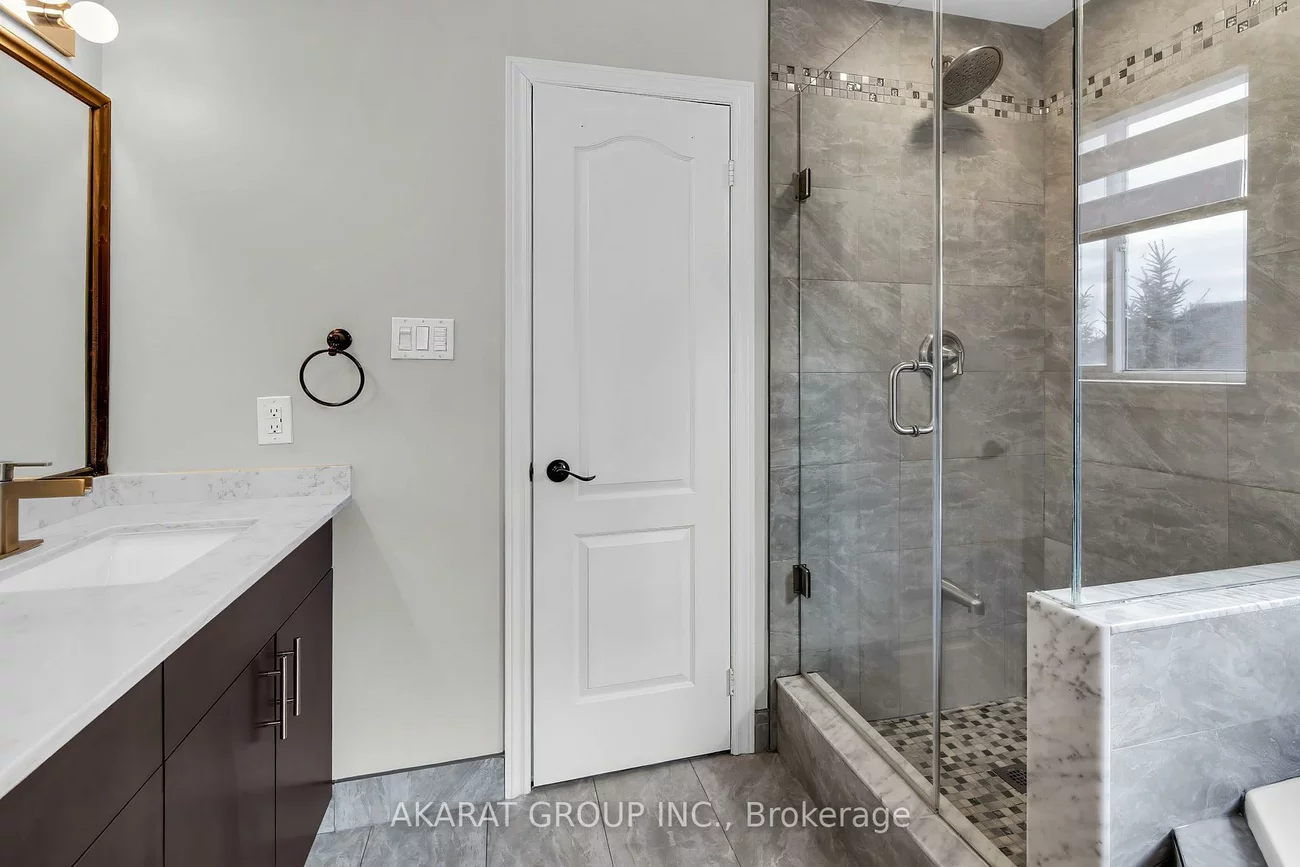 2365, Bankside, Central Erin Mills, Mississauga