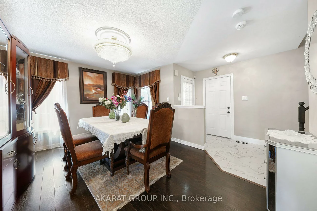 2365, Bankside, Central Erin Mills, Mississauga