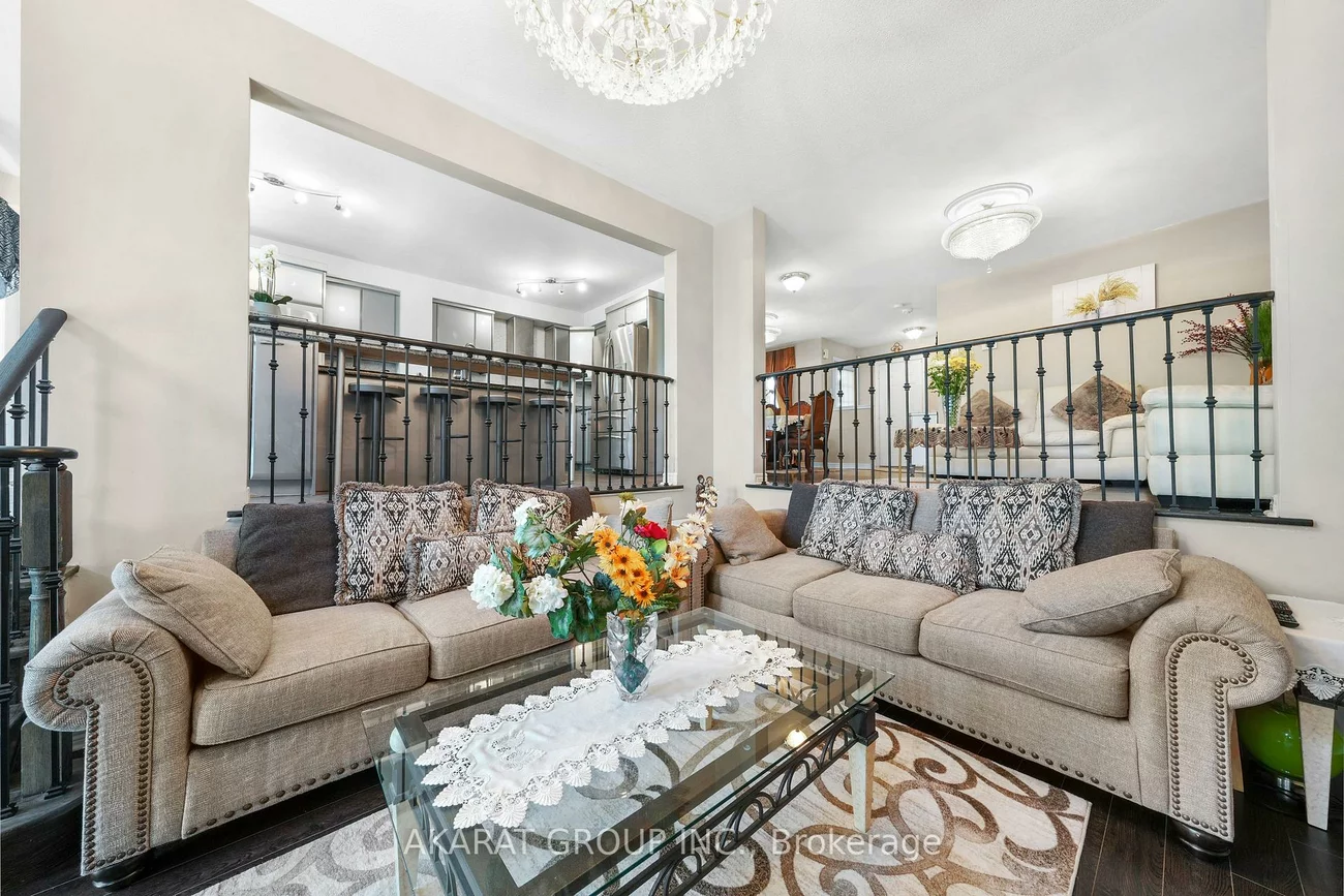 2365, Bankside, Central Erin Mills, Mississauga