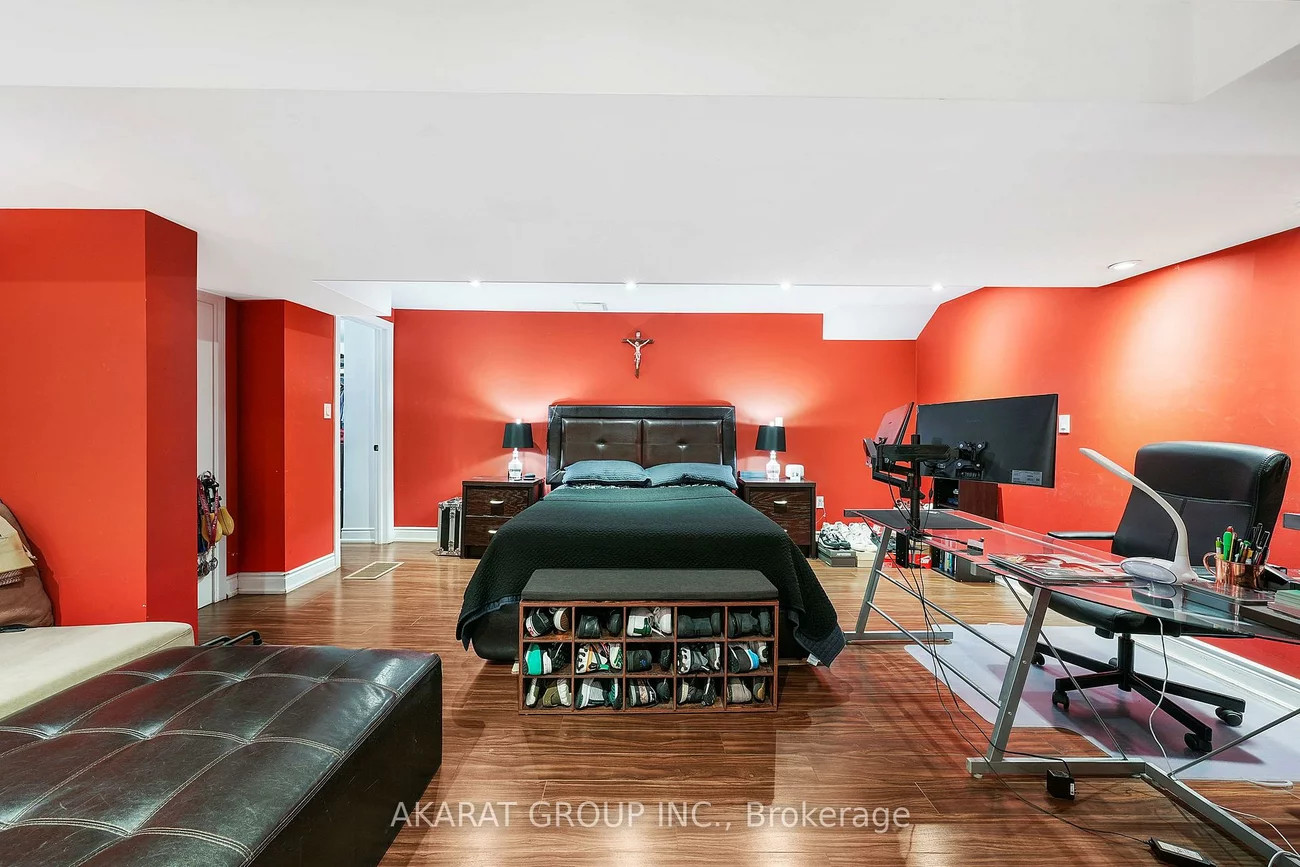 2365, Bankside, Central Erin Mills, Mississauga