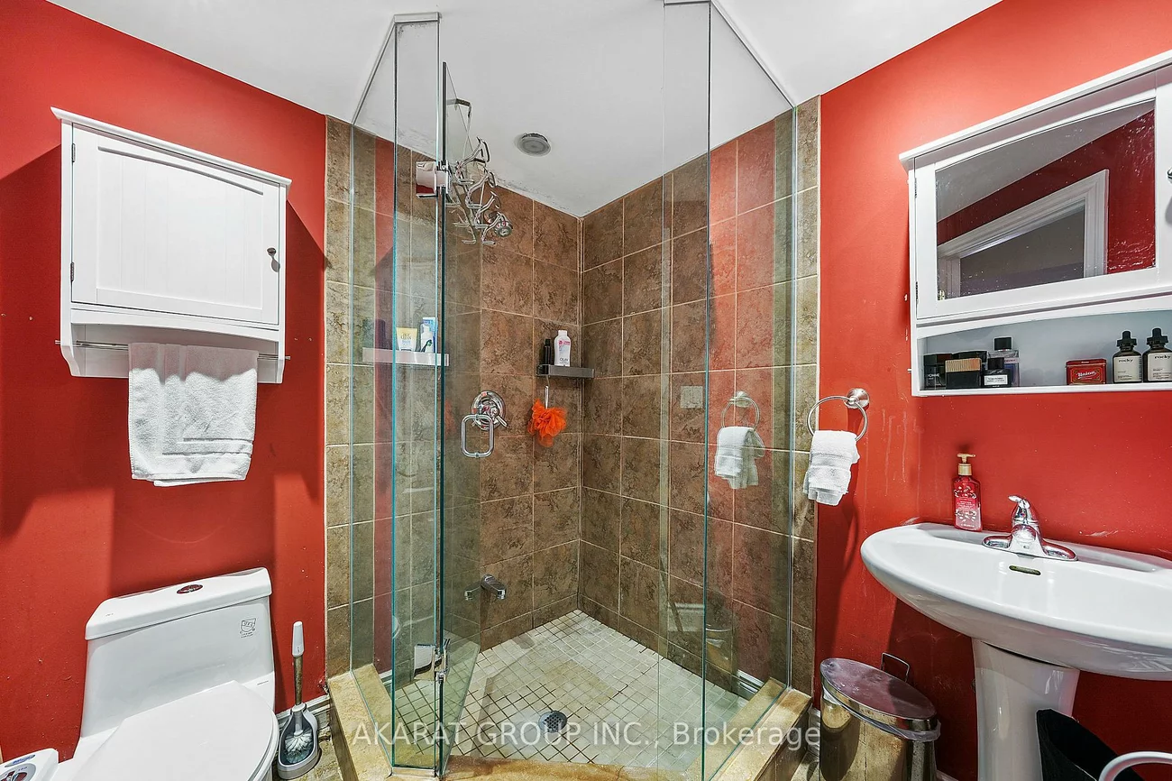 2365, Bankside, Central Erin Mills, Mississauga