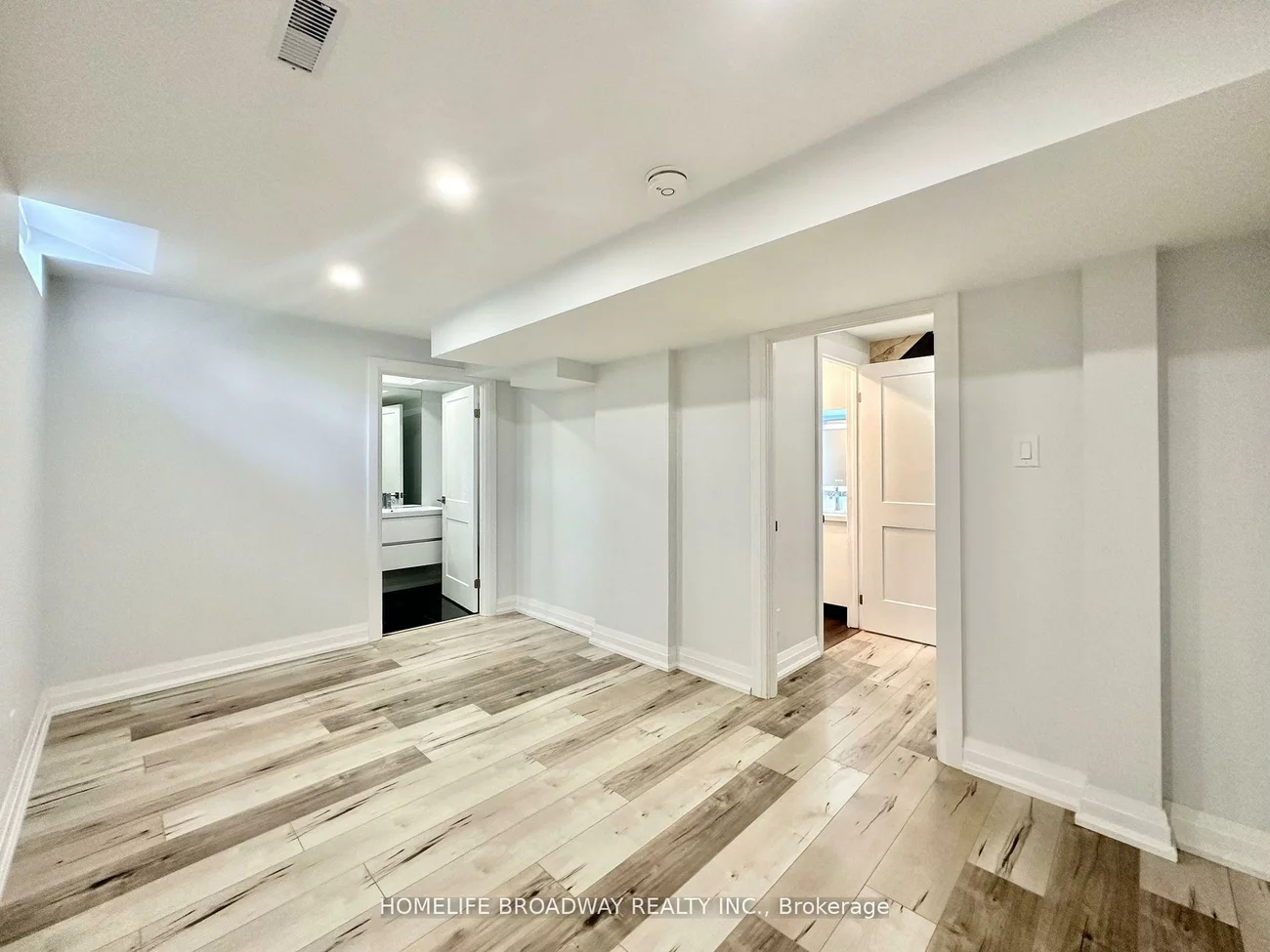 941, Blyleven, East Credit, Mississauga