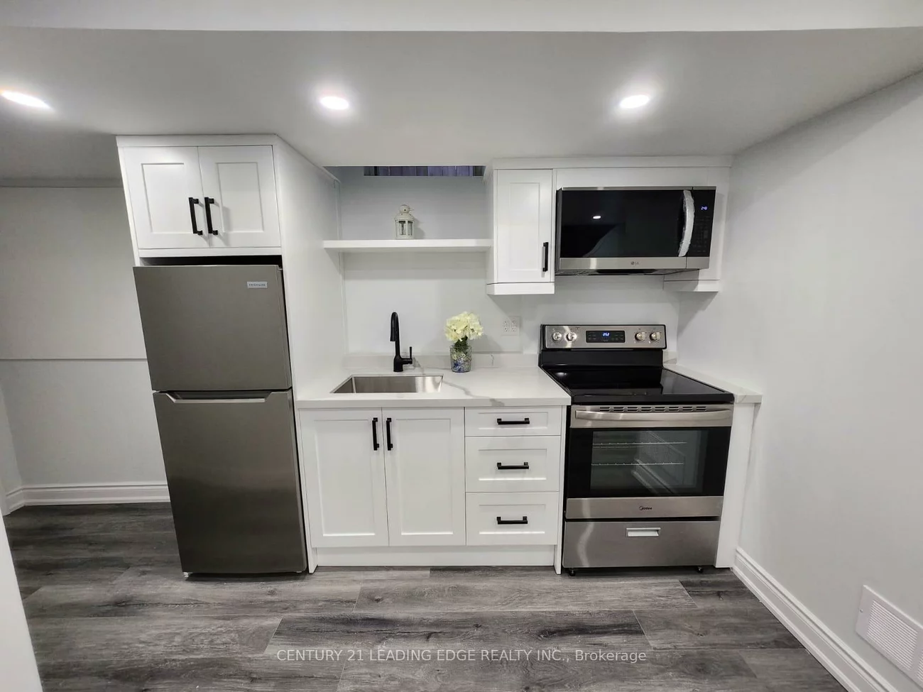 6409, Saratoga, Lisgar, Mississauga