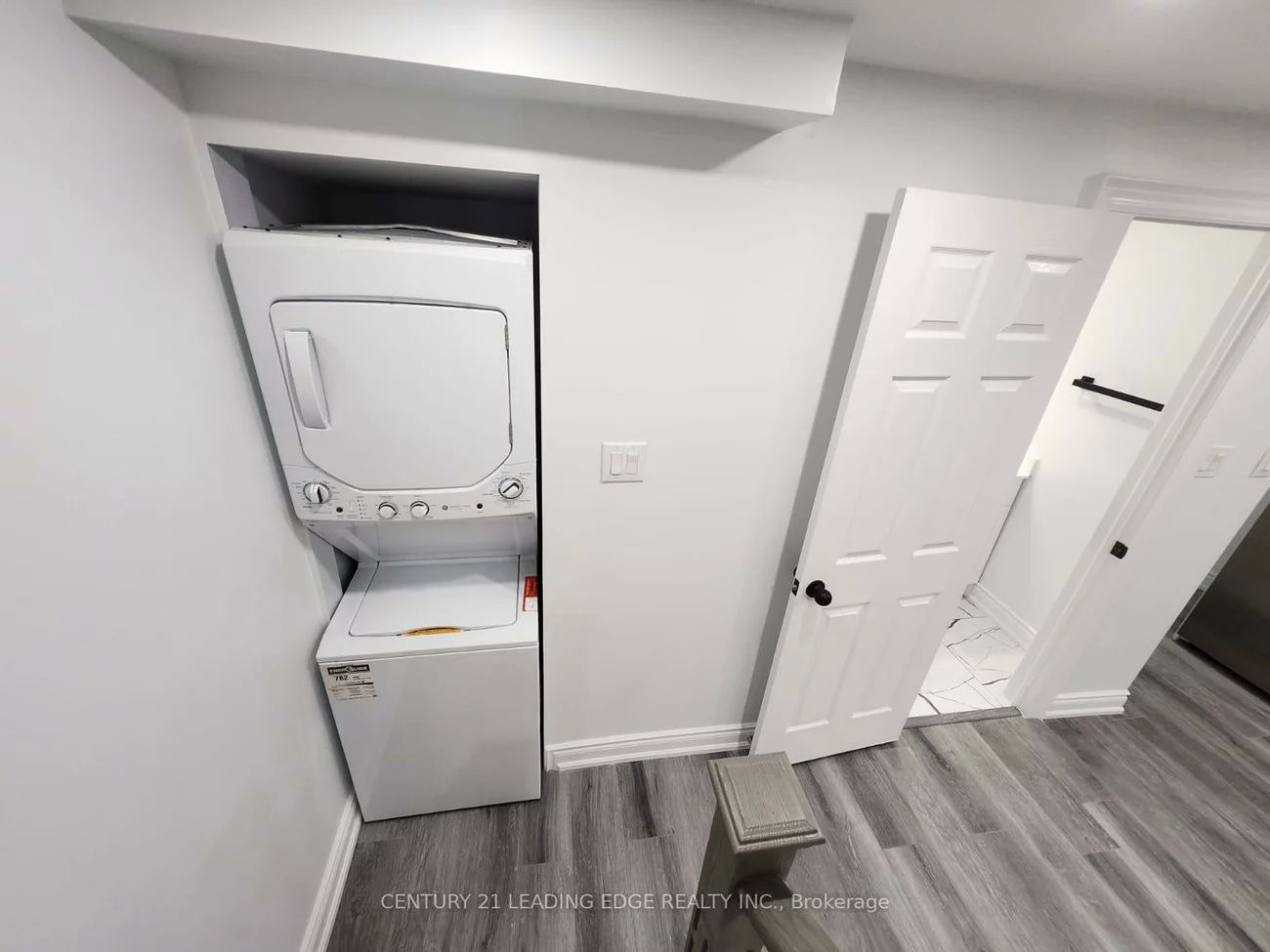 6409, Saratoga, Lisgar, Mississauga