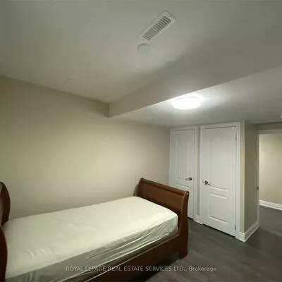 4127, Loyalist, Erin Mills, Mississauga