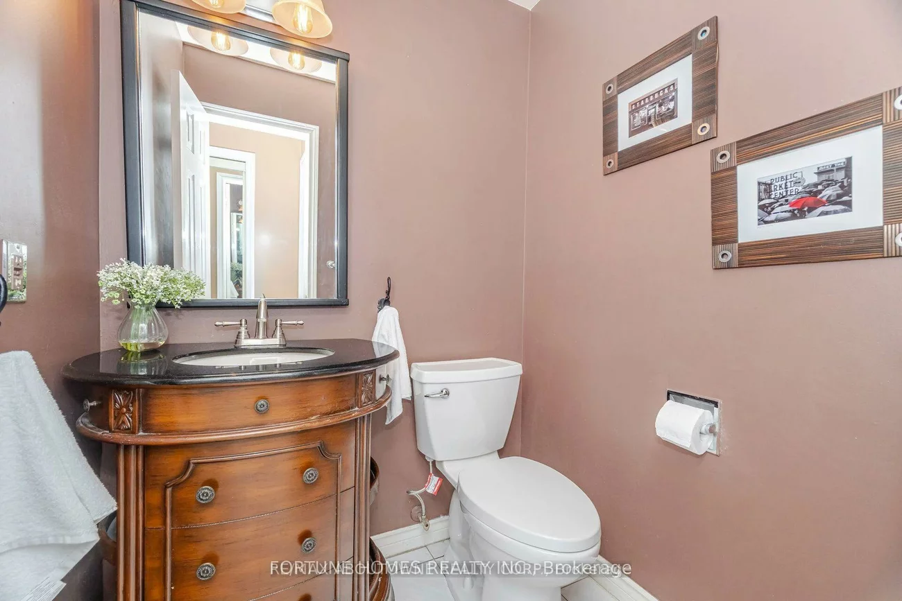 3704, Ketchum, Erin Mills, Mississauga