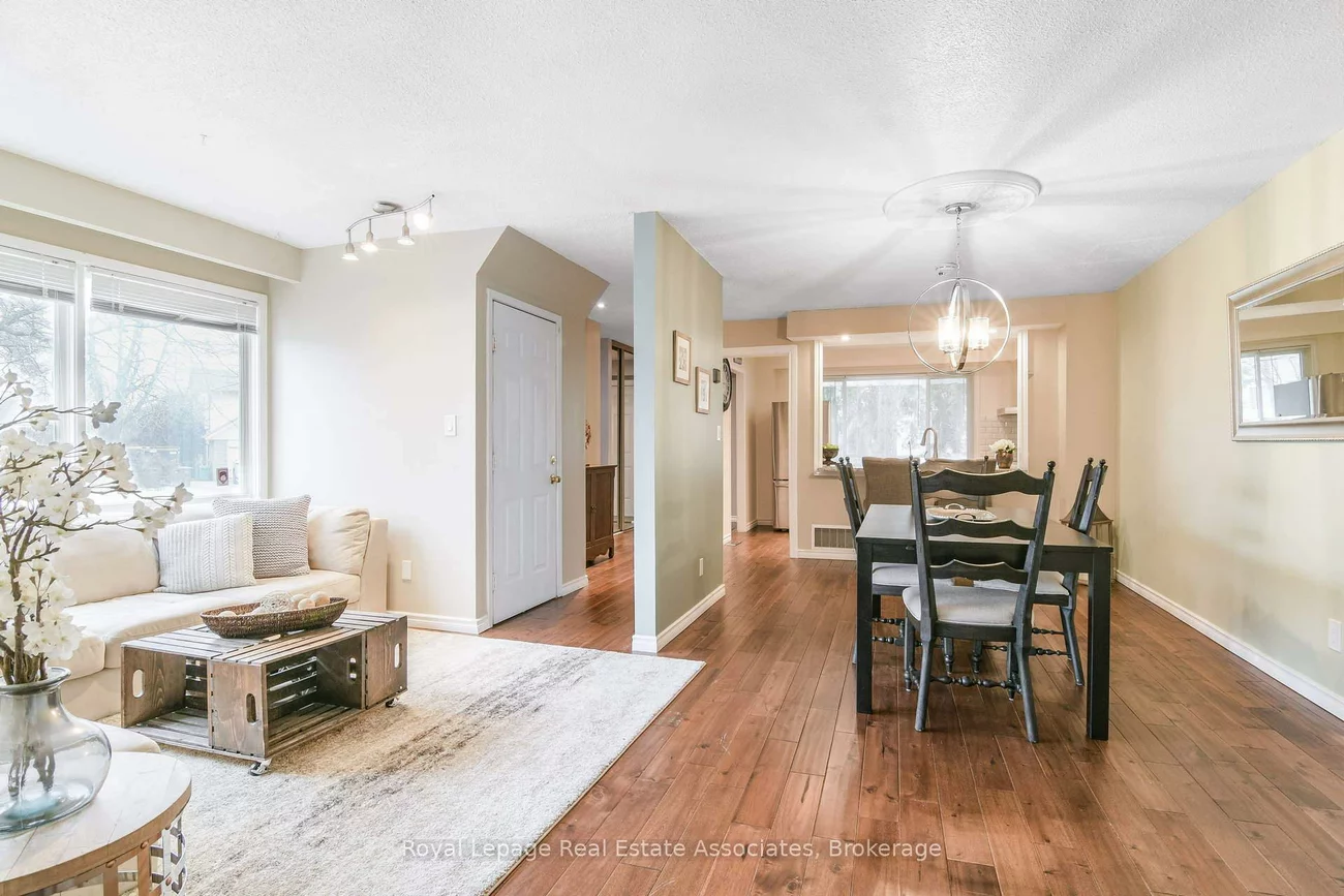 2407, Mainroyal, Erin Mills, Mississauga