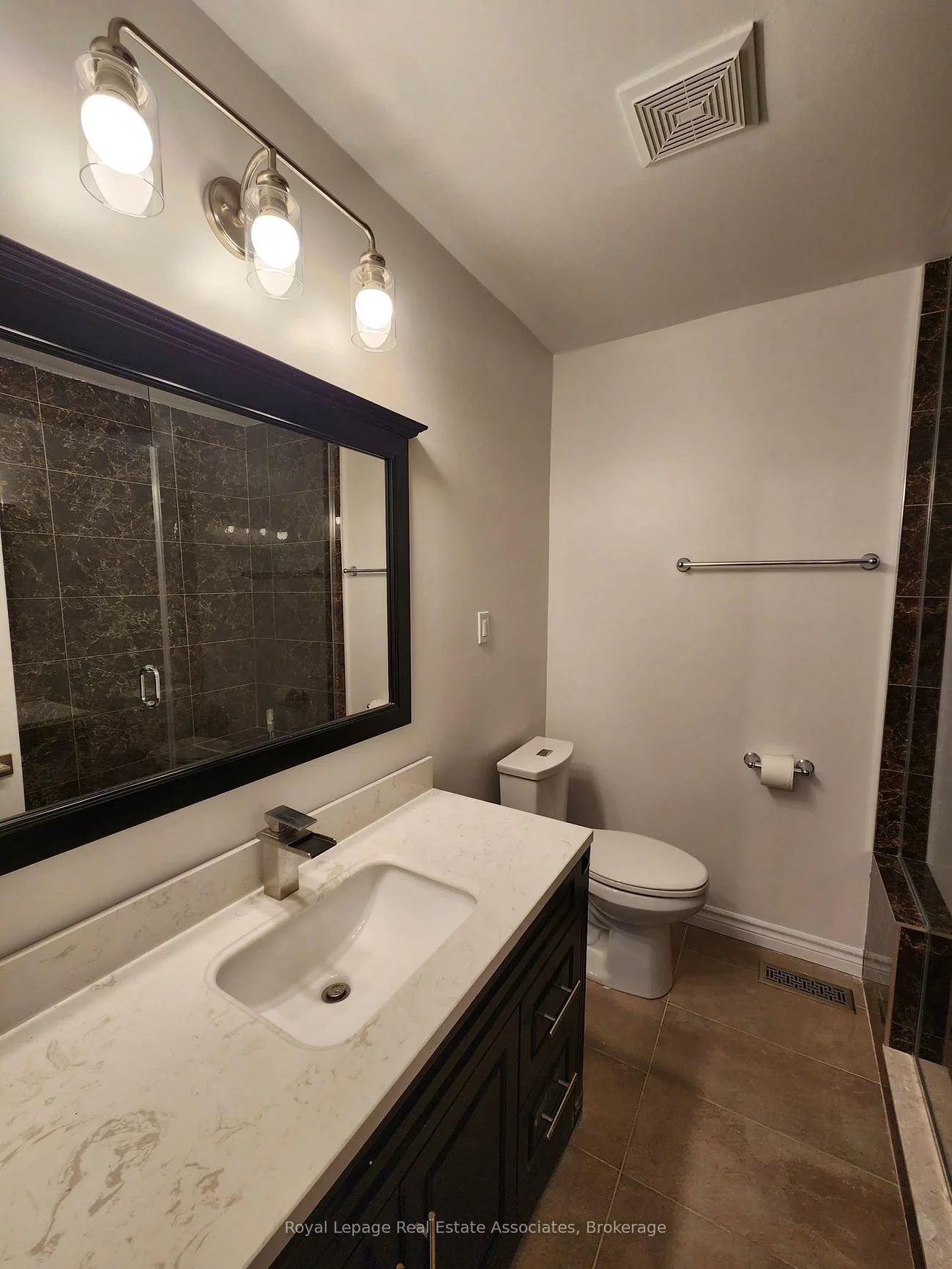 2407, Mainroyal, Erin Mills, Mississauga