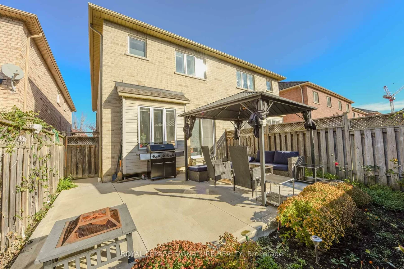 5278, Pedalina, Hurontario, Mississauga