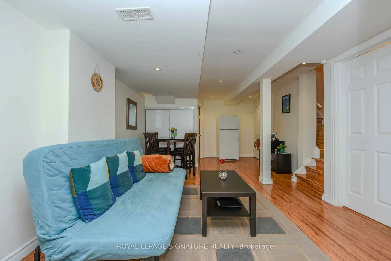 5278, Pedalina, Hurontario, Mississauga