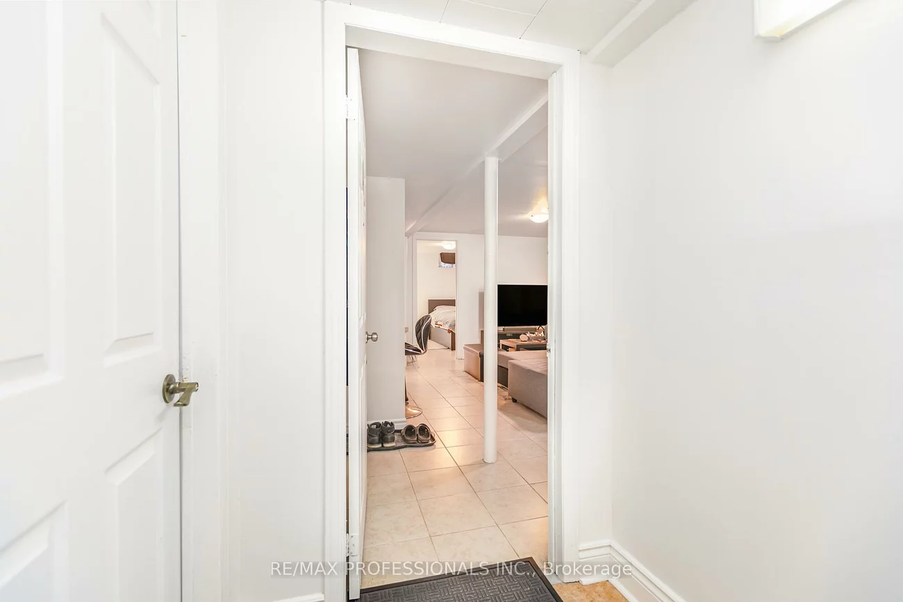 5214, Springbok, Hurontario, Mississauga