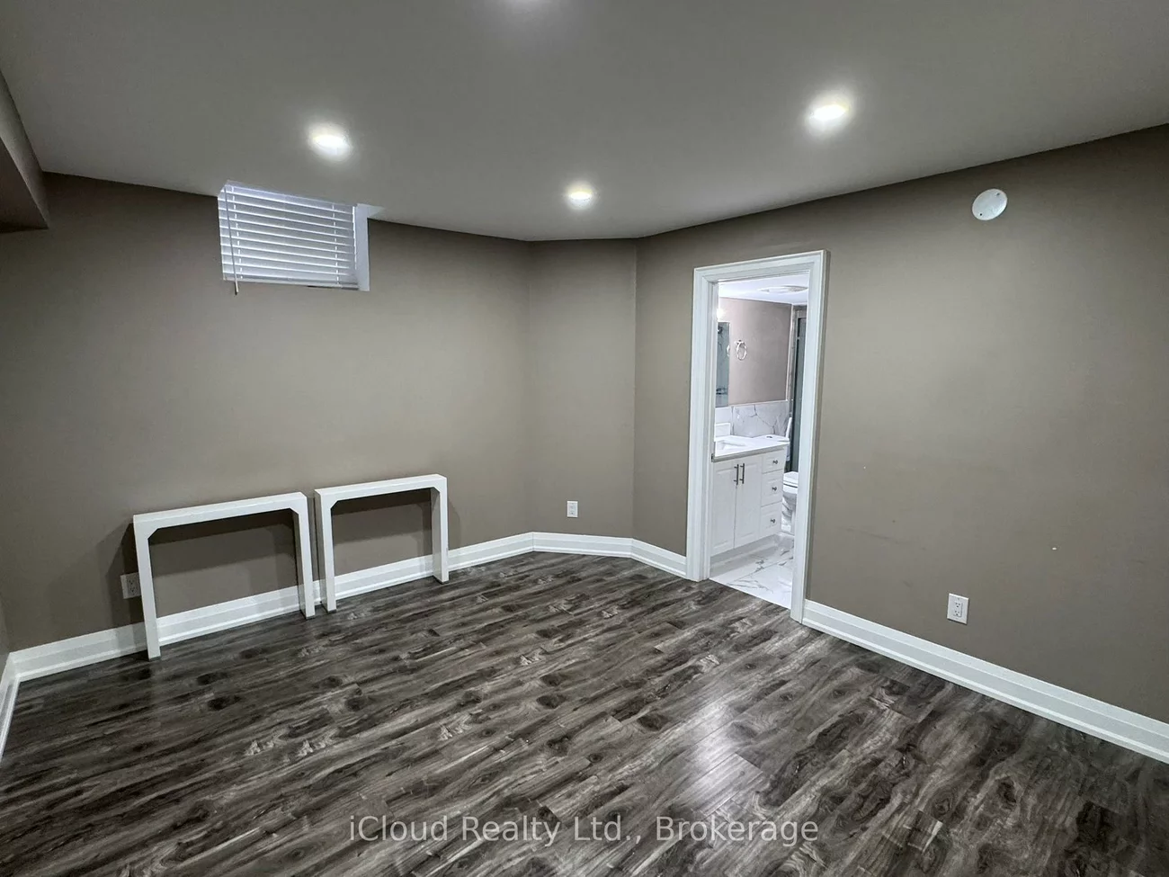 6289, Donway, East Credit, Mississauga