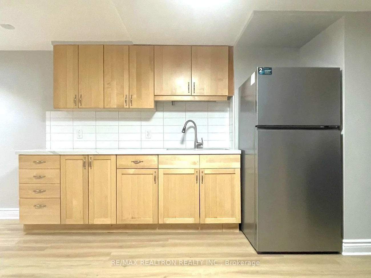 365, Mississauga Vly, Mississauga Valleys, Mississauga