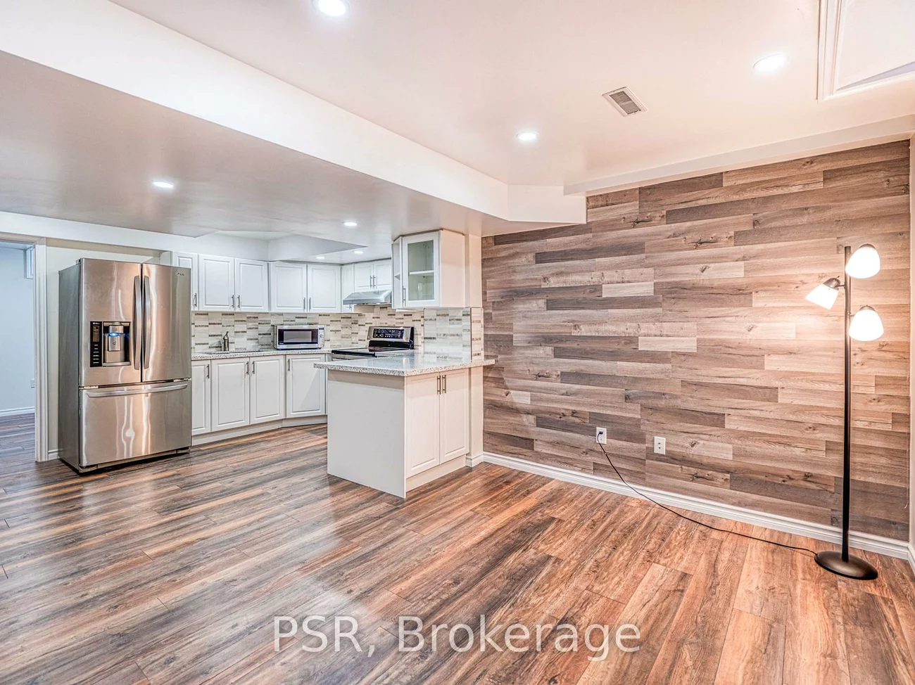 6408, Newcombe, East Credit, Mississauga