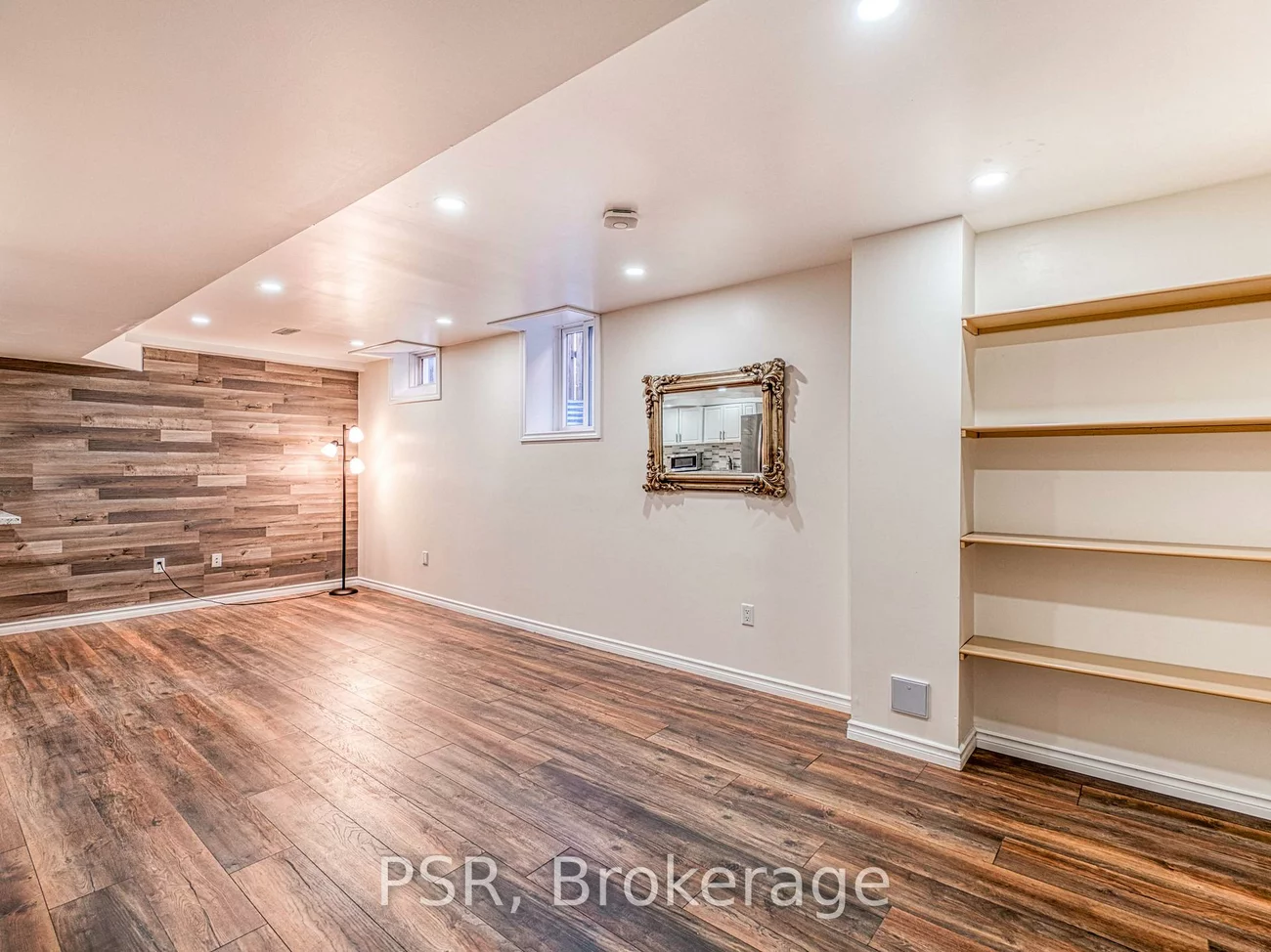 6408, Newcombe, East Credit, Mississauga