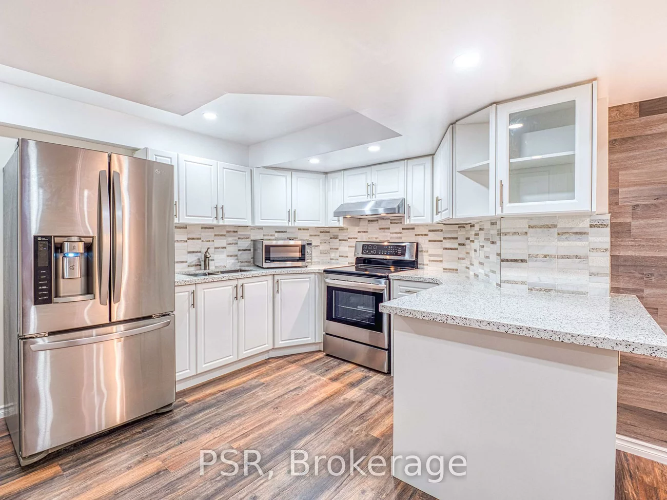 6408, Newcombe, East Credit, Mississauga