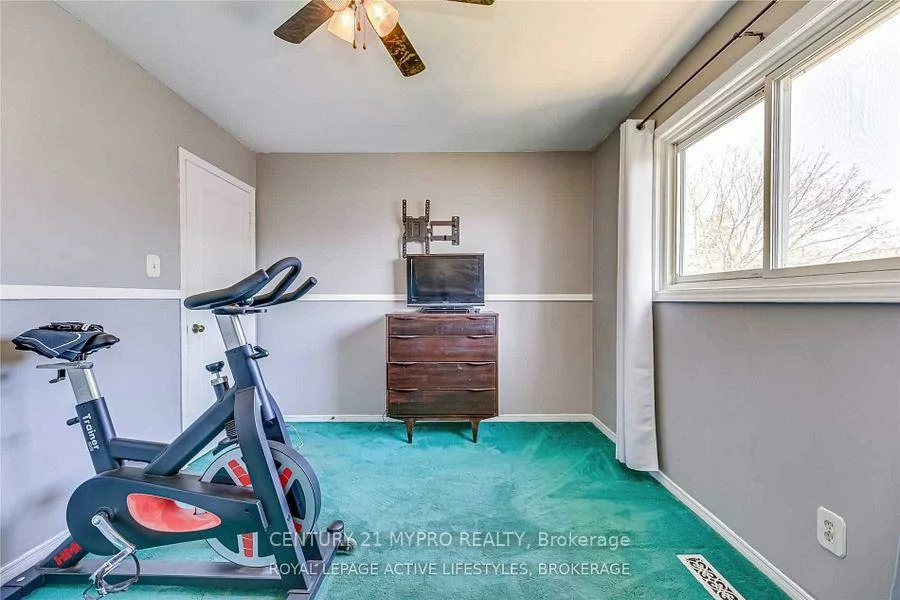 2383, Cobbinshaw, Meadowvale, Mississauga