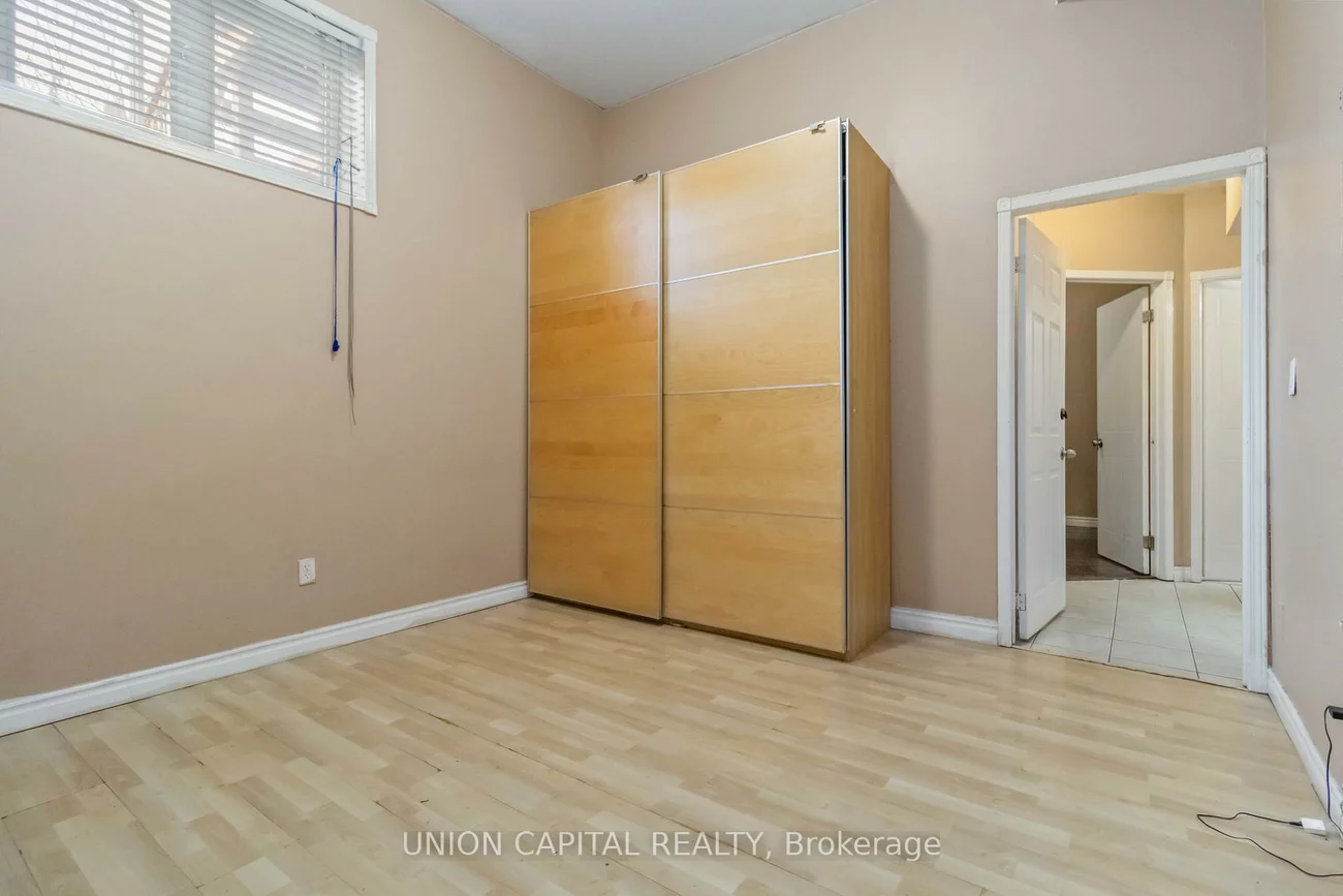 639, Twain, Meadowvale Village, Mississauga